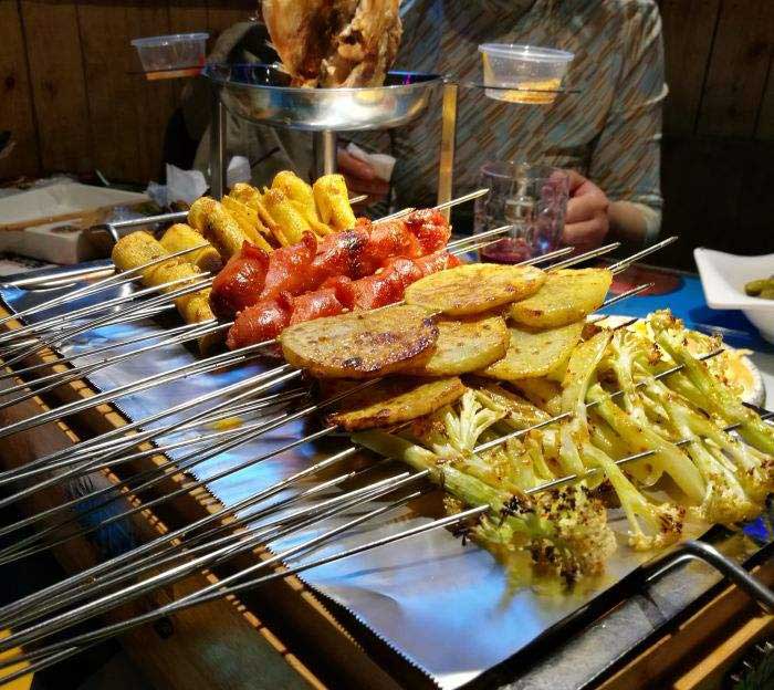 洪湖音乐烧烤吧